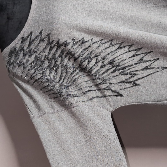 3X Rock & Republic bling wing design soft l/s gray sweatshirt-EUC - Picture 2 of 12